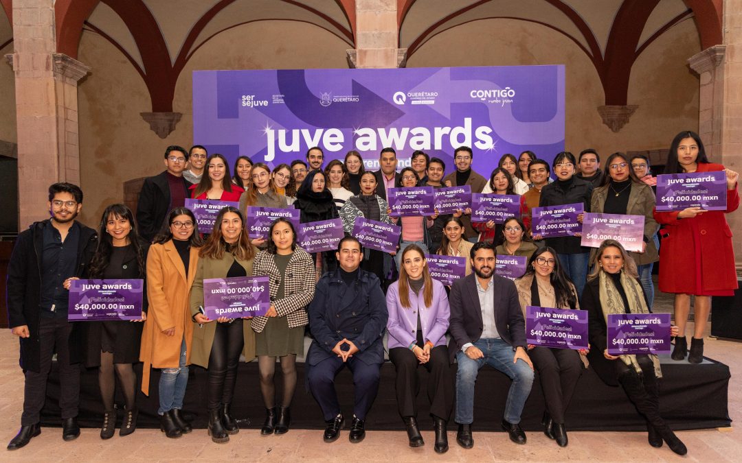 Premia SEJUVE a ganadores del programa Emprendiendo Contigo
