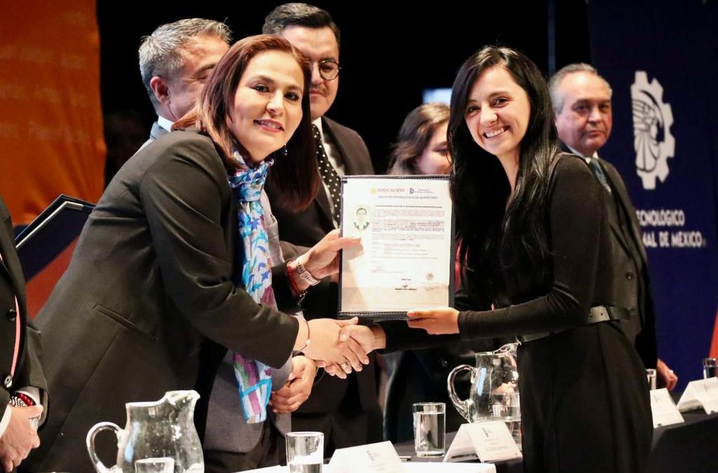 Encabeza Martha Soto graduación 2023 del TecNM campus Querétaro