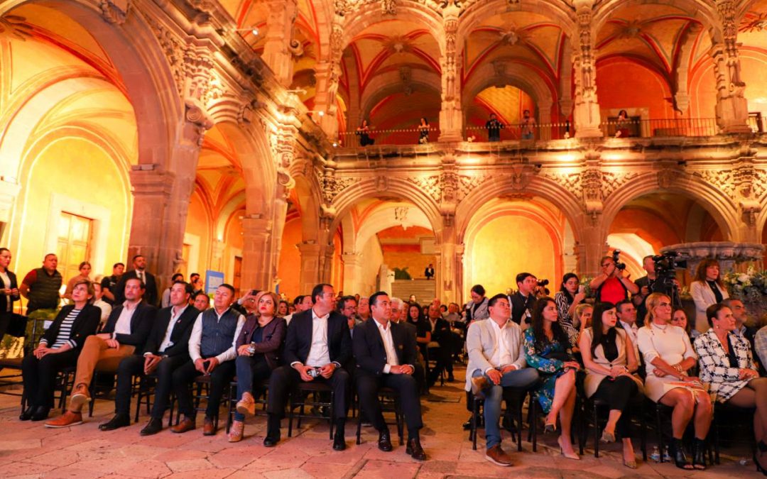 Asiste Luis Nava a la presentación del libro «Cómo Vamos a Ganar el 24»