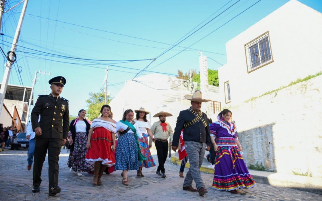 Se llevó a cabo Desfile Conmemorativo del CXIII Aniversario de la Revolución Mexicana