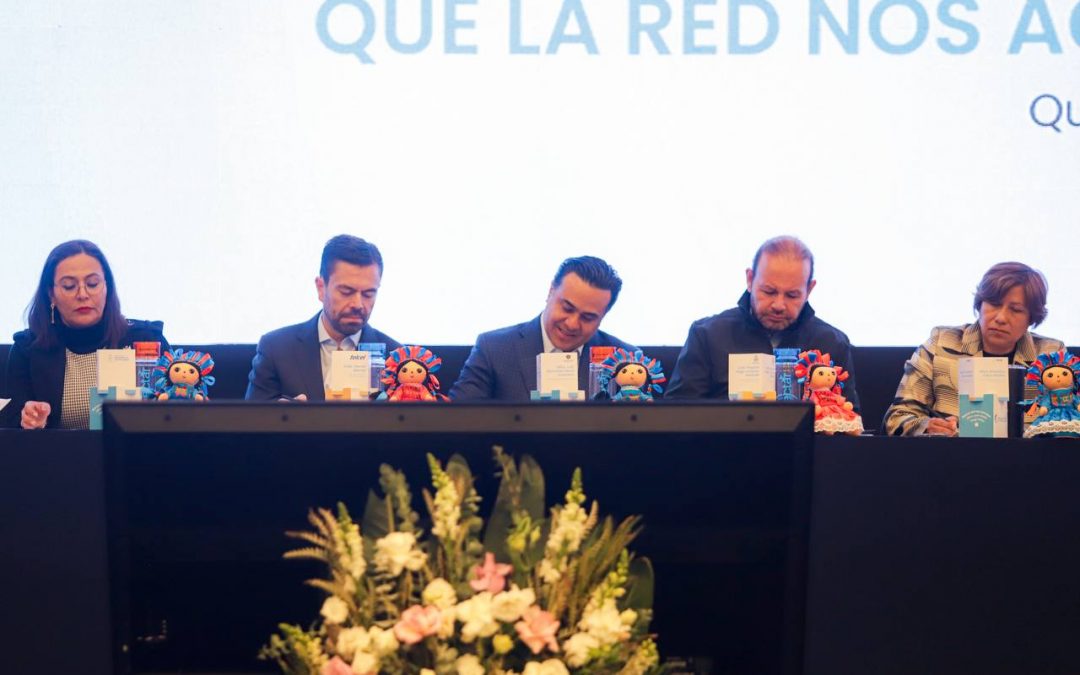 Participa Luis Nava en firma del convenio “Conectar: que la red nos acerque para que nadie nos haga falta”