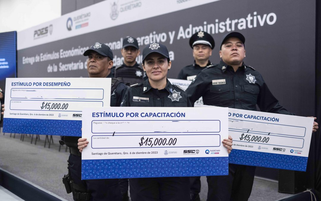 Reconoce Gobernador con estímulos económicos a elementos de la SSC