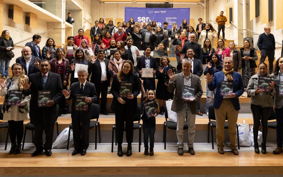 Encabeza Virginia Hernández la presentación de la revista Ser Ciencia