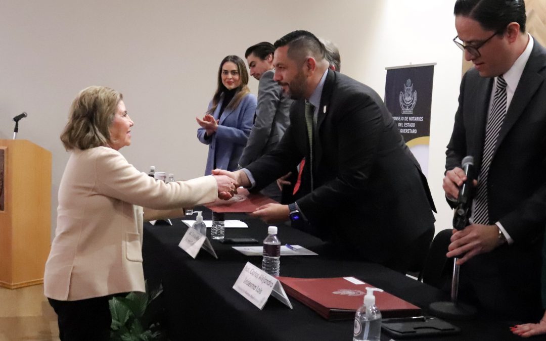 Reconoce titular de SEGOB capacitación y actualización del notariado queretano
