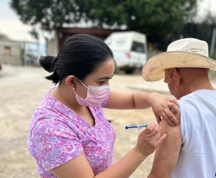 Aplicadas 410 mil 875 dosis de vacuna contra influenza