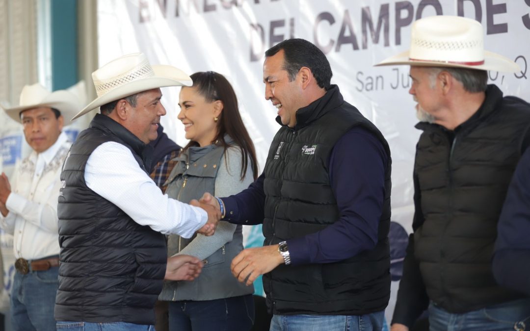 Apoya SEDEA a más de dos mil familias del campo en San Juan del Río