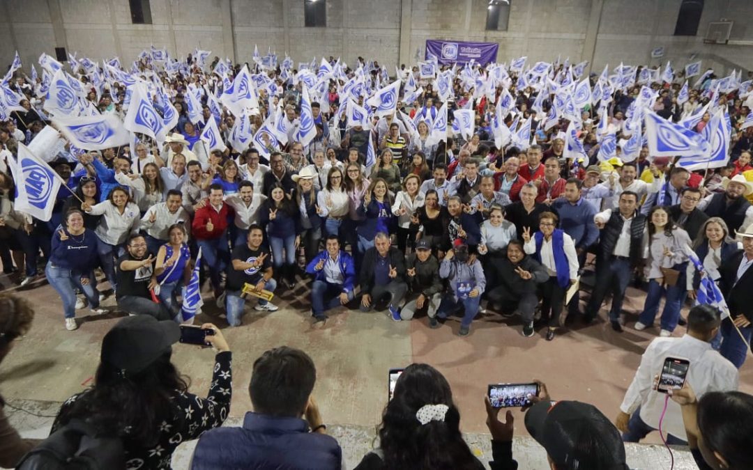 Agustín Dorantes y Lupita Murguía realizan cierre regional de precampaña en Cadereyta