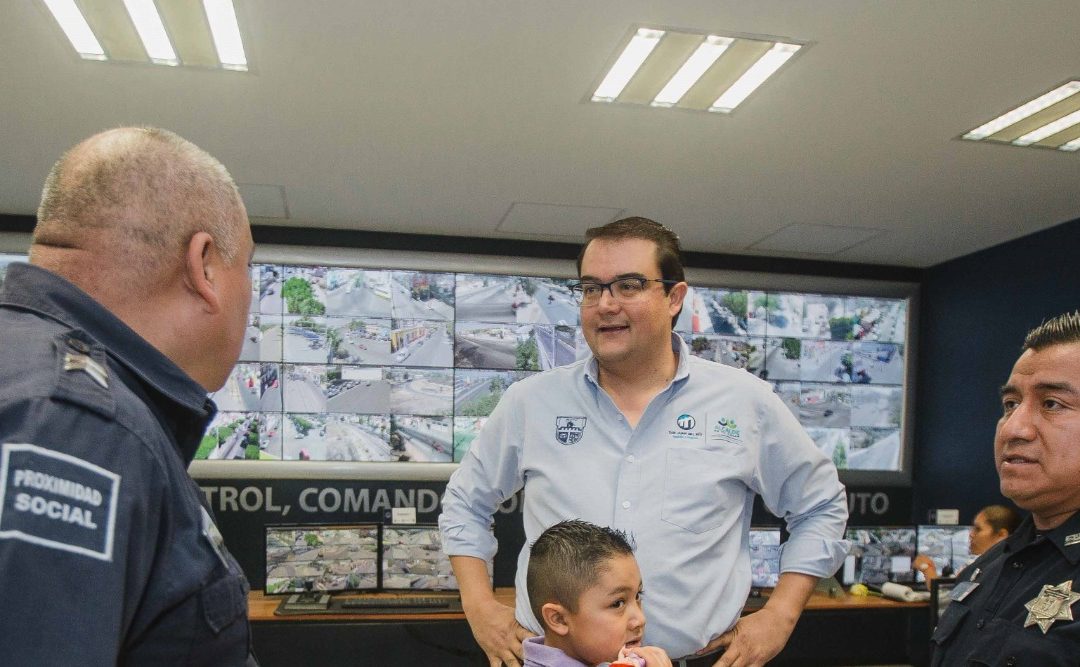 Apoya Memo Vega a fortalecer el sistema de videovigilancia de San Juan del Río