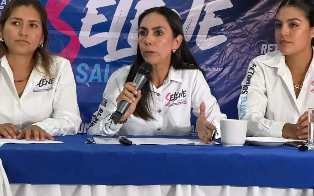 Propone Selene Salazar proyecto de mejoramiento de vialidad urbana.