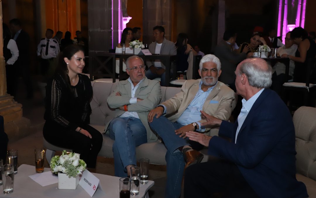 Celebra revista Asomarte su 20 aniversario