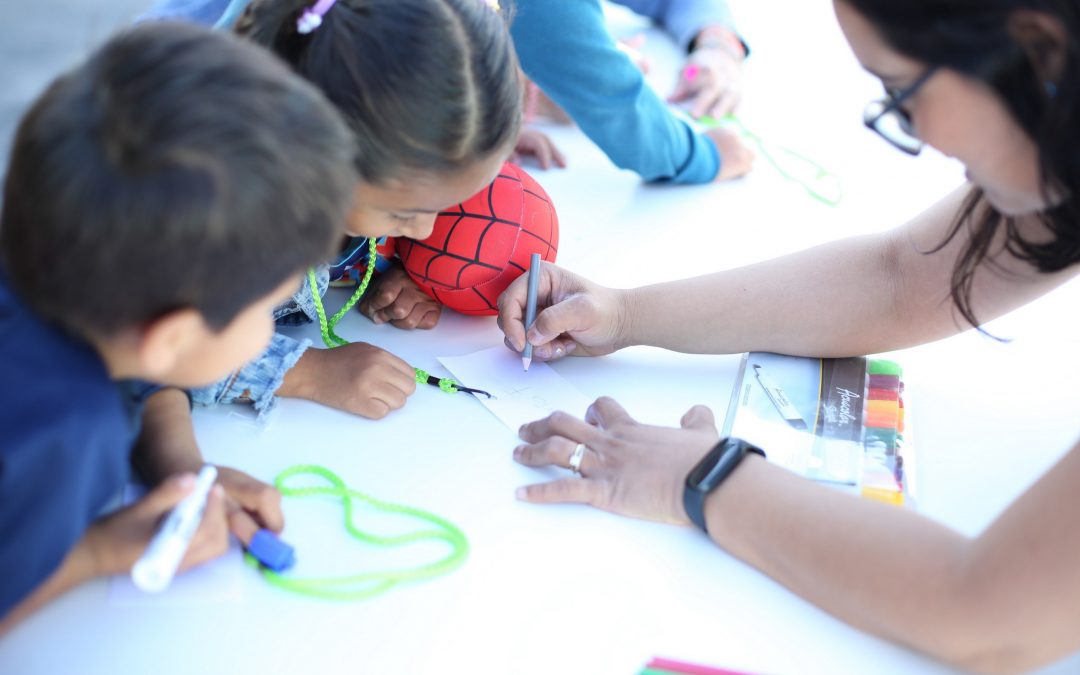 Niñas y niños festejan sus derechos en el Día de la Niñez