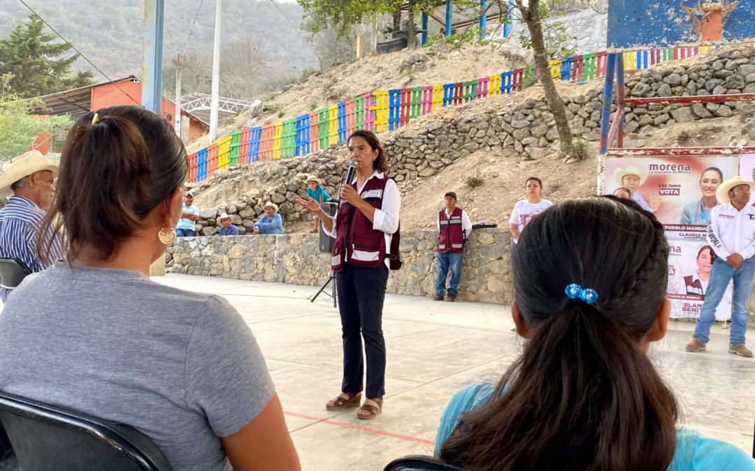 El sol no nos detiene para llevar el mensaje de esperanza a las familias de Jalpan de Serra: Blanca Benítez