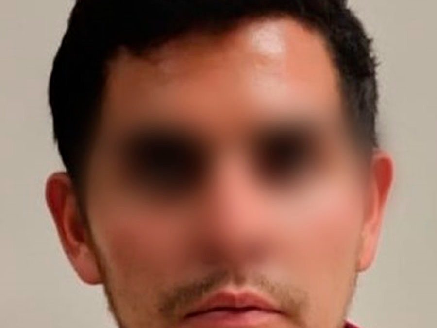 En la colonia Felipe Carrillo Puerto, detenido a bordo de motocicleta con reporte de robo.