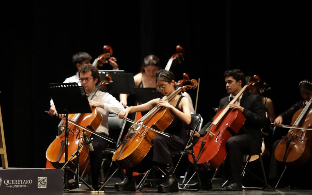 La Orquesta Infantil Juvenil Santiago de Querétaro recibe donativo de la empresa International Paper