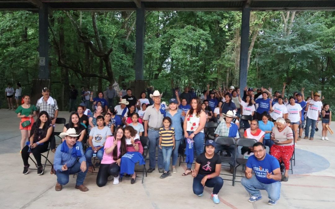 Sonia Ponce recibe Calurosa Bienvenida en San Juanito Agua Zarca