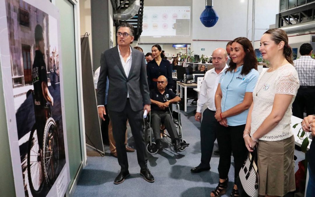 Inaugura CEA la Galería itinerante Por un Querétaro incluyente