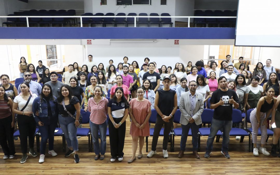 Transforman estudiantes UAQ entornos   sociales a través de trabajo comunitario