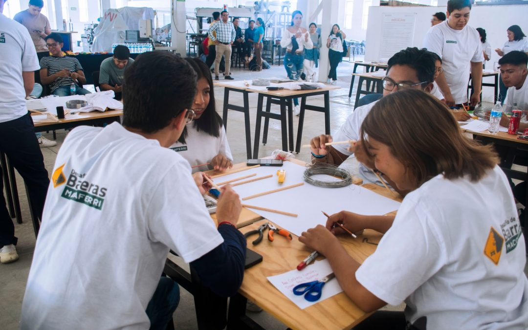 Superan estudiantes UAQ  desafío de ingeniería civil