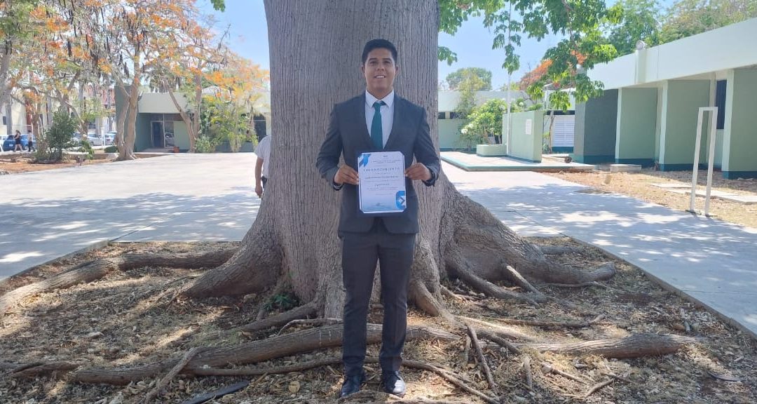 Reconocen a Ingeniero UAQ entre los mejores egresados del país
