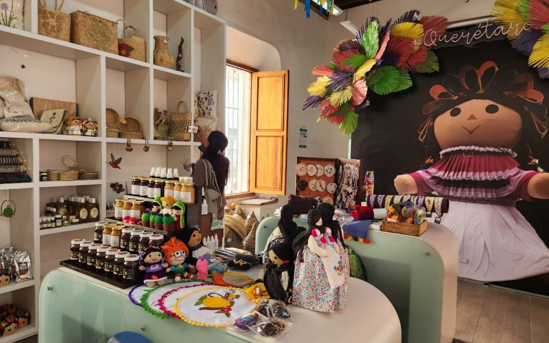 Inicia Jalpan exposición en Punto México