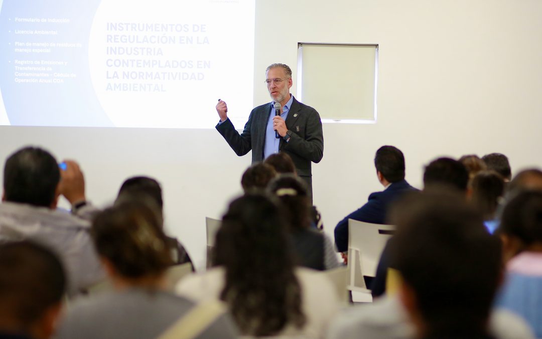 SEDESU presenta normatividad ambiental en el Parque Industrial El Marqués