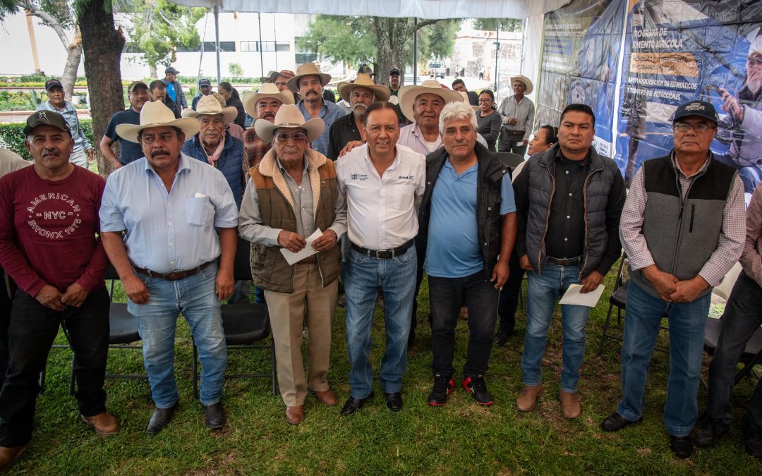 El Marqués entrega más de un millón de pesos en apoyo al campo