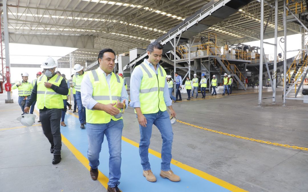 Supervisa Luis Nava la planta Broquers Ambiental