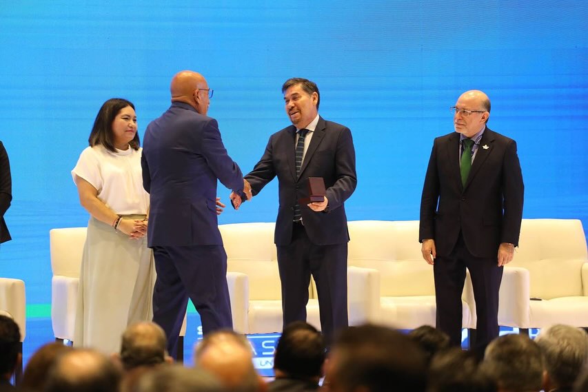 Inaugura Fernando González Congreso Internacional de Ingeniería Civil
