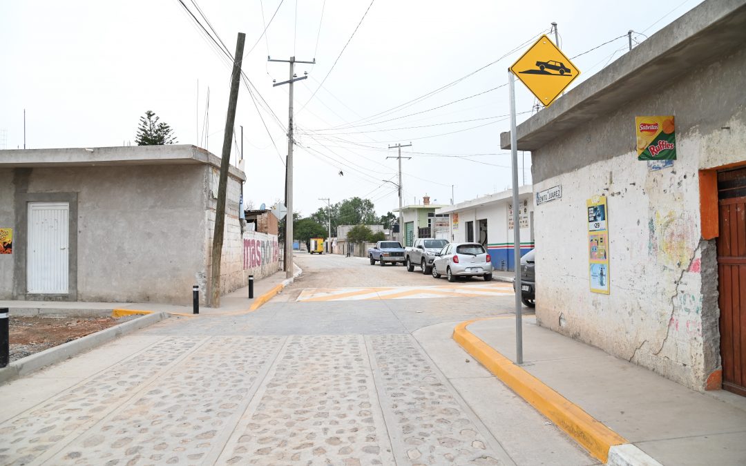 Autoridades estatales finalizan el mejoramiento de vialidad en Tequisquiapan