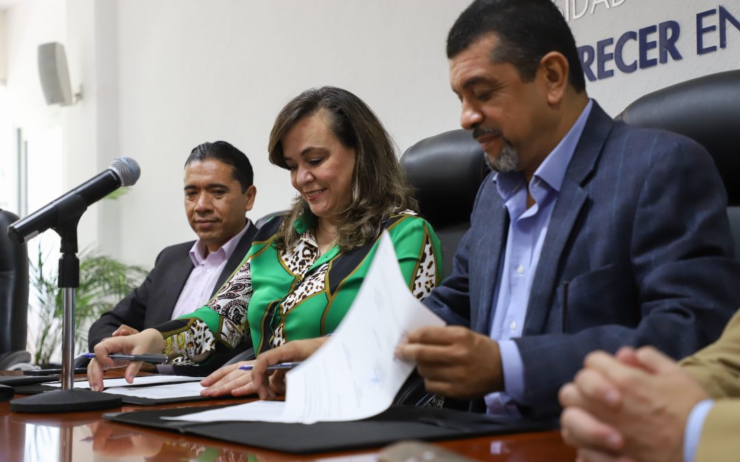 Firma UAQ alianza con universidad boliviana para internacionalización de su comunidad