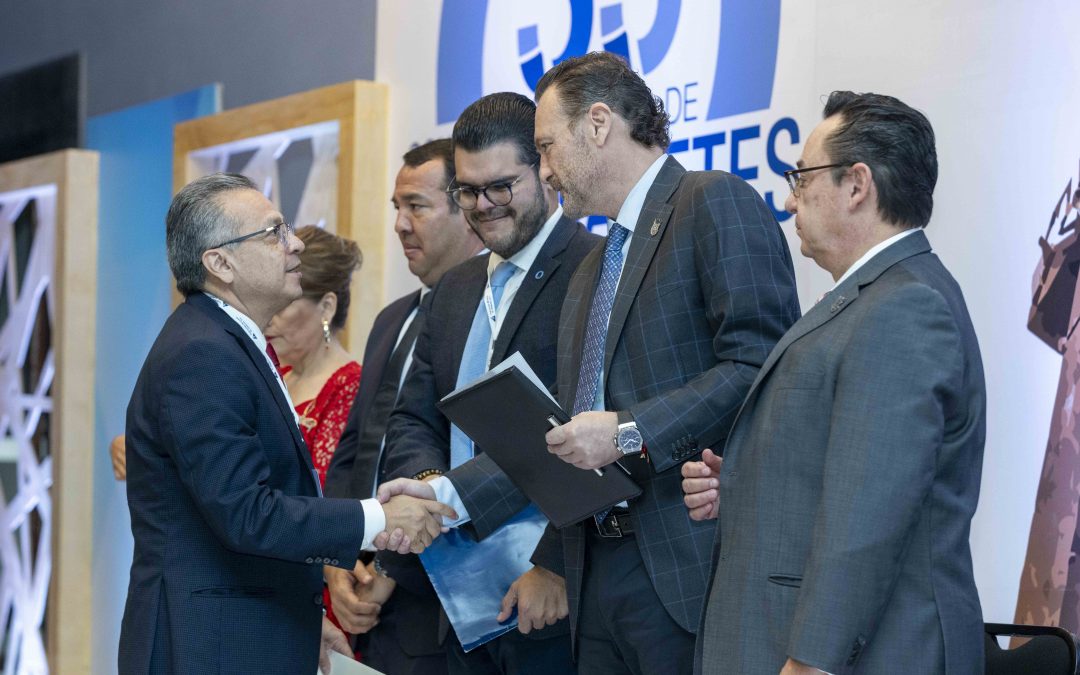 Asiste Gobernador a la inauguración del XXXIII Congreso Nacional de Diabetes