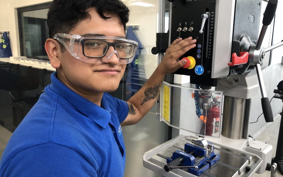 Cumple CECyTEQ 30 años como referente de Educación Tecnológica