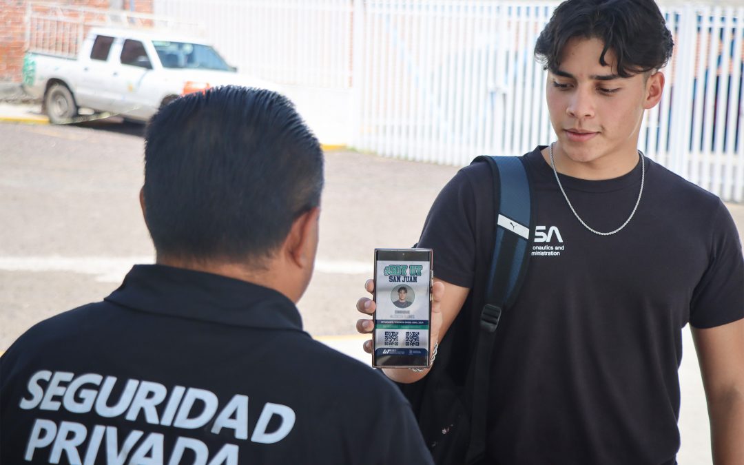 UT San Juan migra credencialización física a formato digital