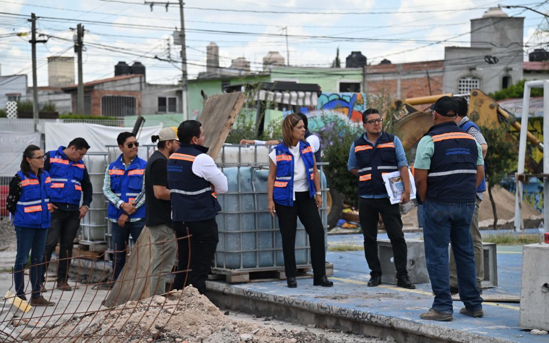 Supervisa titular de la CEI rehabilitación de área recreativa en la colonia Del Sol