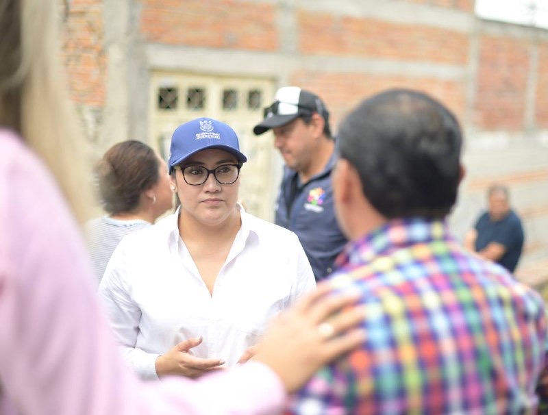 Supervisa titular de SEDESOQ Mural del Diálogo en San Juan del Río