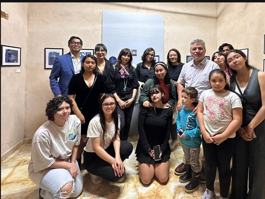 Inaugura Artes UAQ la expo “Azul Profundo”, en honor a Anna Atkins