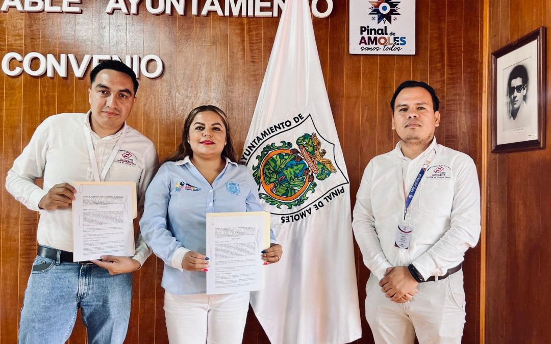 Gobierno de Pinal de Amoles impulsa desarrollo económico con convenio de Caja Solidaria