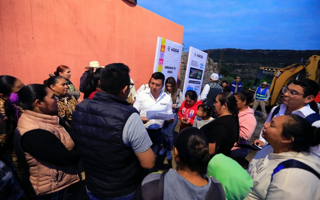 Arranca Jairo Morales obra pública en Huimilpan