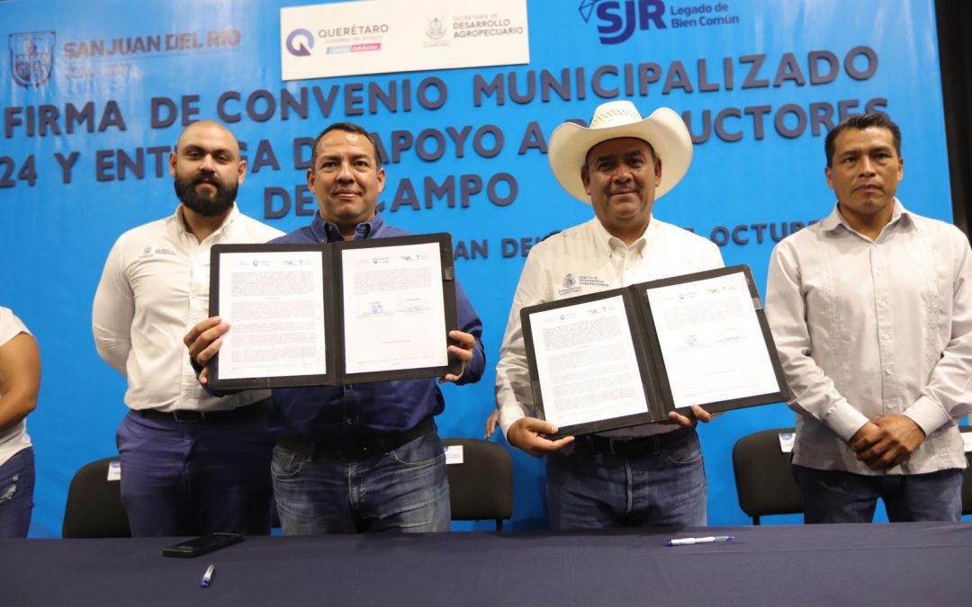 Firma titular de SEDEA convenio con los municipios de San Juan del Río y Huimilpan