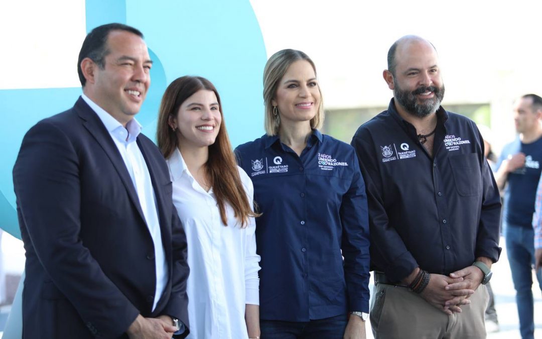 Presenta Car Herrera su 3er Informe de Actividades del SEDIF en San Juan del Río