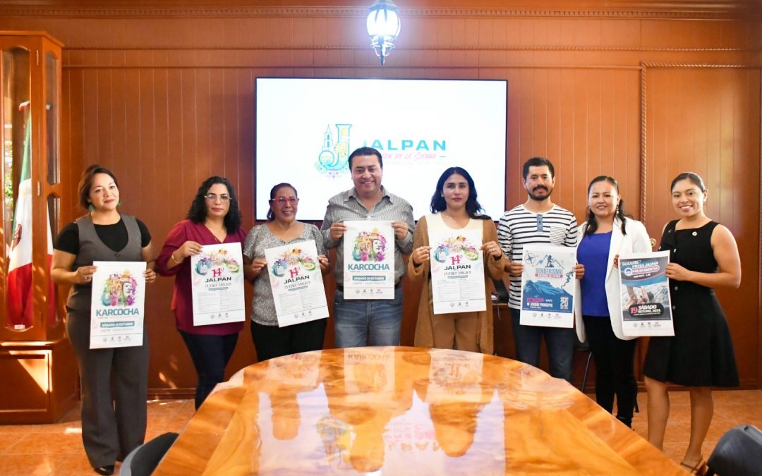 Rubén Hernández presentó el cartel general de los festejos por el XIV Aniversario de Jalpan como Pueblo Mágico