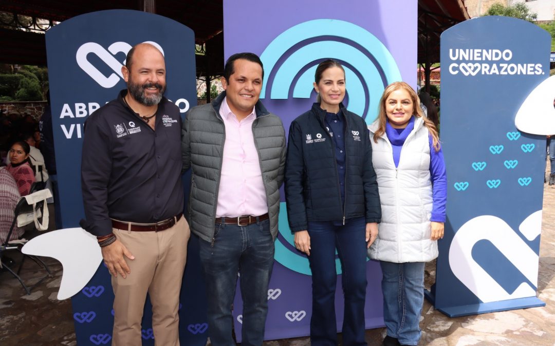 Car Herrera de Kuri presentó su Tercer Informe de Actividades en Pinal de Amoles