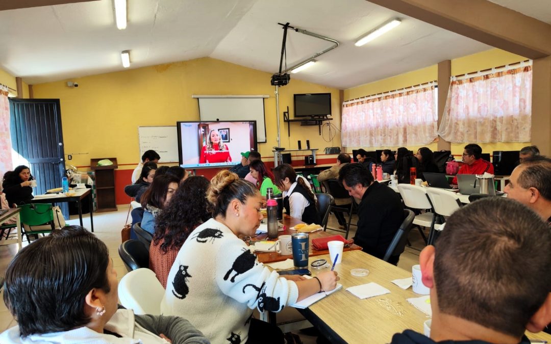 Comparten docentes de educación básica experiencias para fortalecer aprendizajes