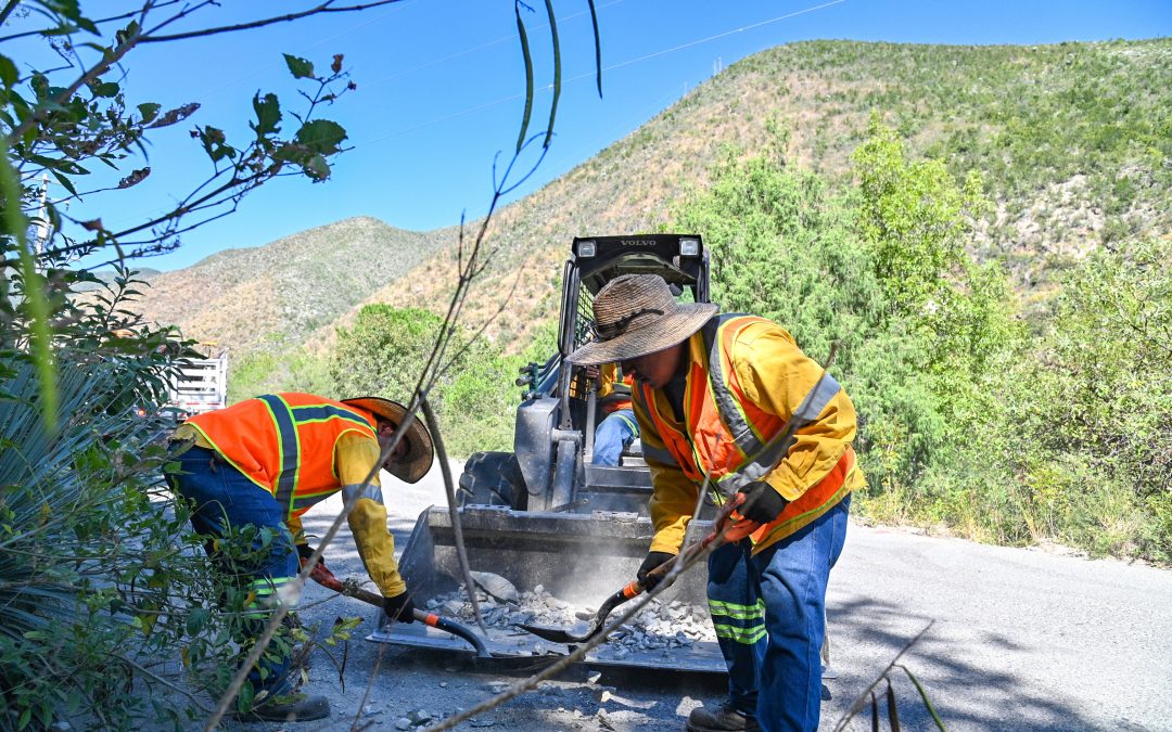 Gobierno del Estado continúa con acciones de conservación en carreteras federales