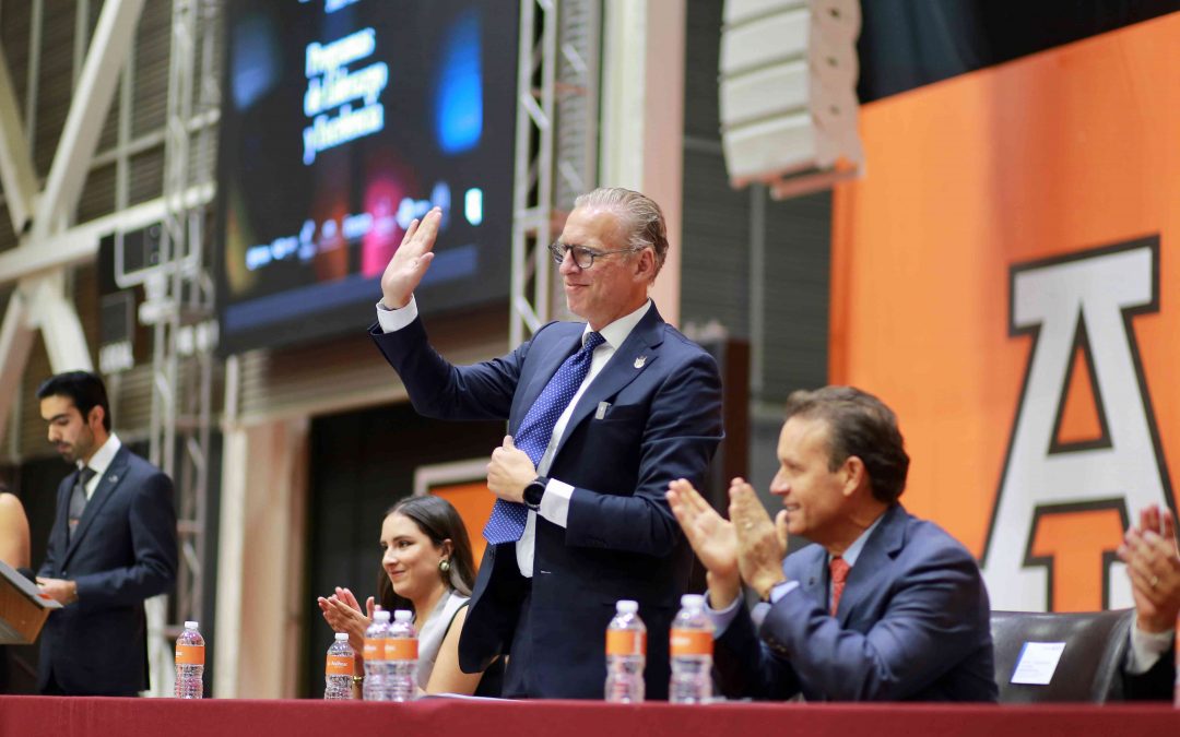 Apadrina Marco Del Prete generación del Programa de Liderazgo y Excelencia