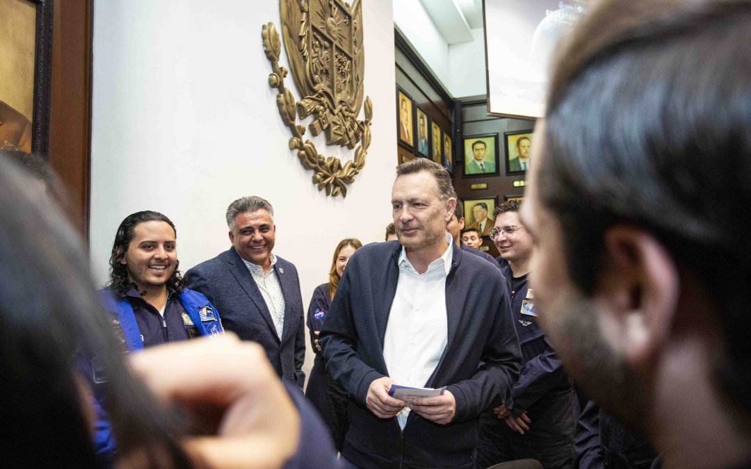Alienta Gobernador a jóvenes del programa Contigo, Querétaro Digital te lleva al Espacio