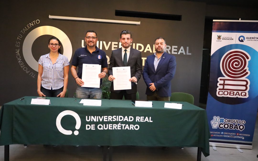 Formalizan COBAQ y la Universidad Real de Querétaro convenio de colaboración