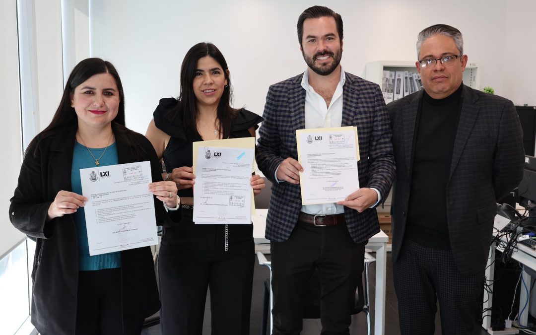 Presentan Diputados del PAN su declaración 8 de 8