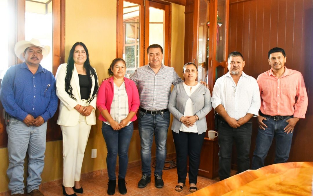 Preside Ruben Hernandez Robles toma de protesta de nuevos delegados municipales