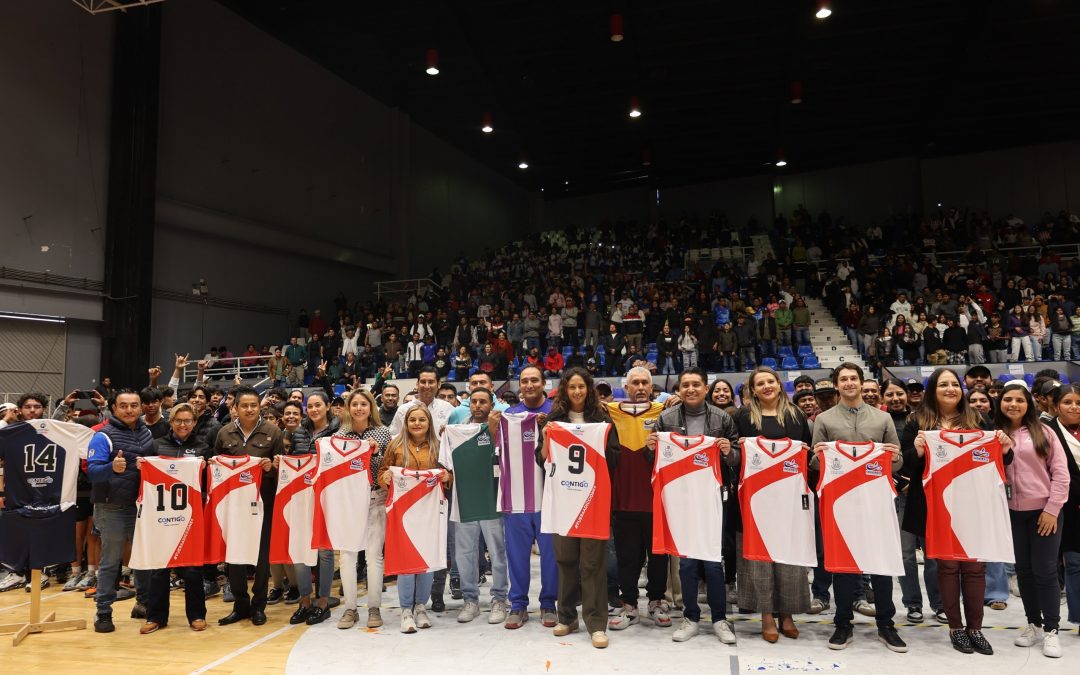 Entrega INDEREQ uniformes gratuitos a las ligas de los 18 municipios del Estado